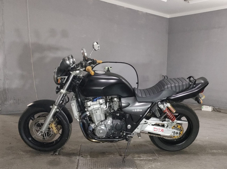 Мотоцикл Honda CB1300SF з пробігом 54629 km