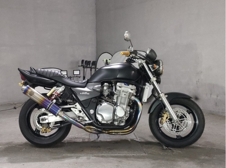 Мотоцикл Honda CB1300SF з пробігом 54629 km