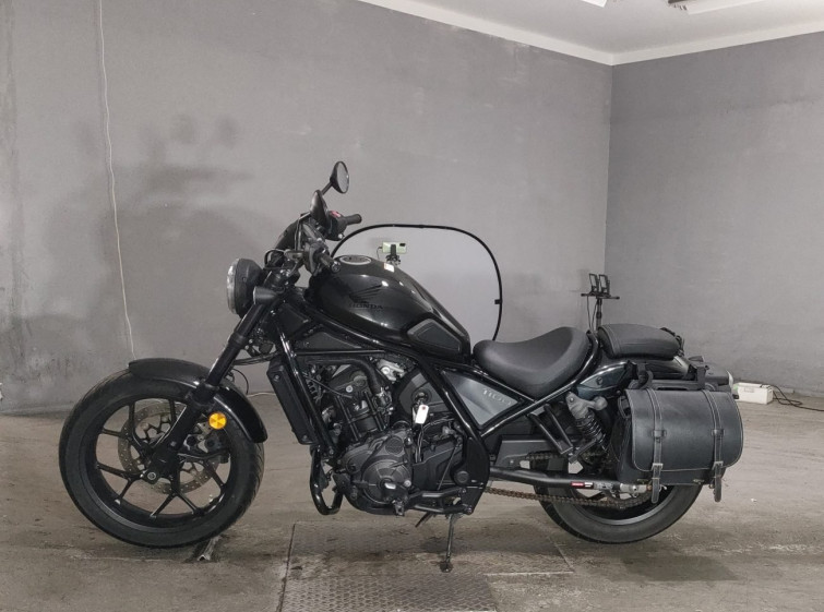 Мотоцикл Honda REBEL CMX1100 с пробегом 5800 km