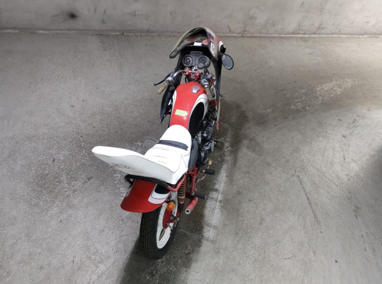 Мотоцикл Yamaha XJ400D с пробегом 24245 km