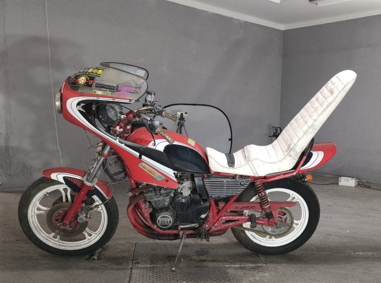 Мотоцикл Yamaha XJ400D с пробегом 24245 km