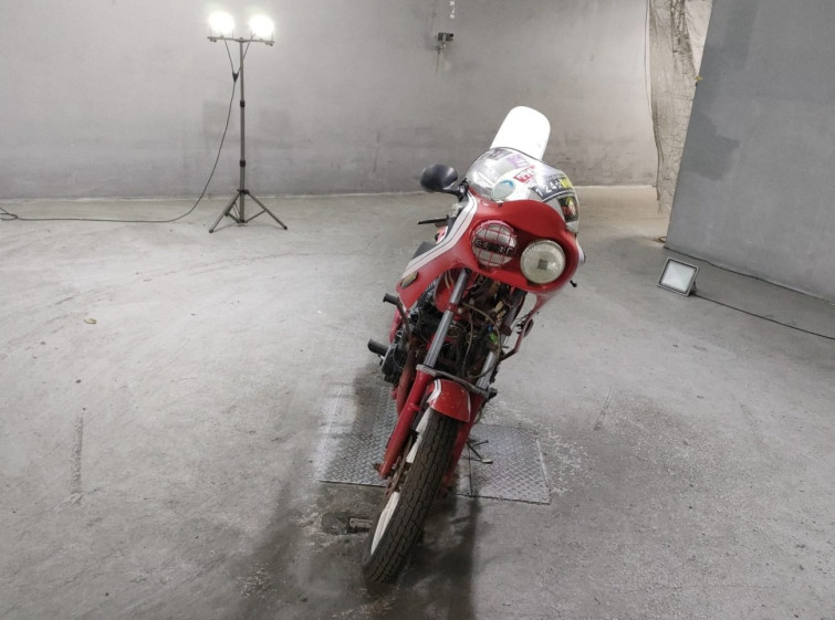 Мотоцикл Yamaha XJ400D с пробегом 24245 km