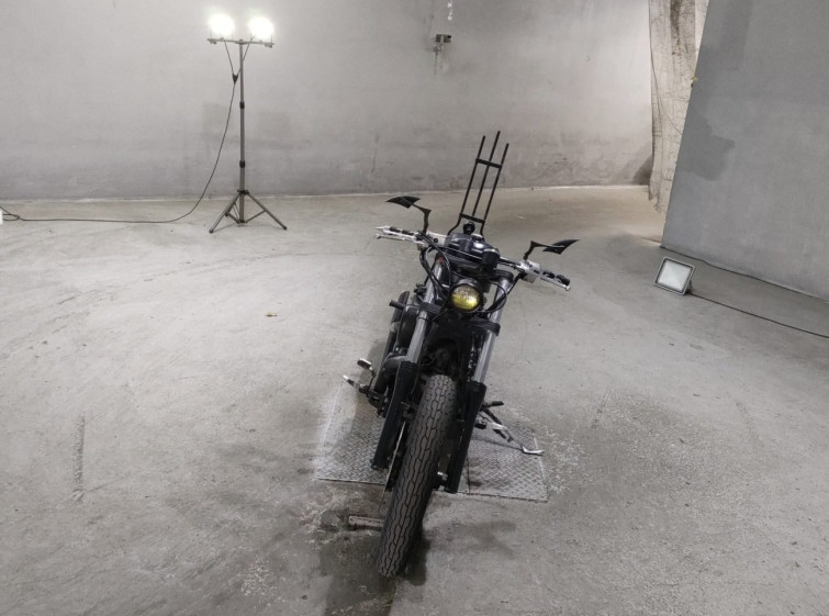 Мотоцикл Yamaha DRAGSTAR XVS400