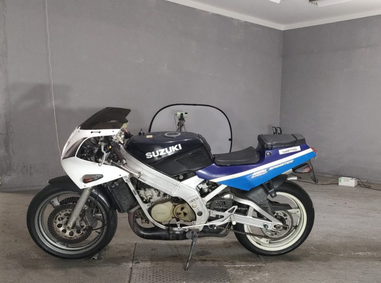 Мотоцикл Suzuki RGV250 GAMMA з пробігом 28660 km