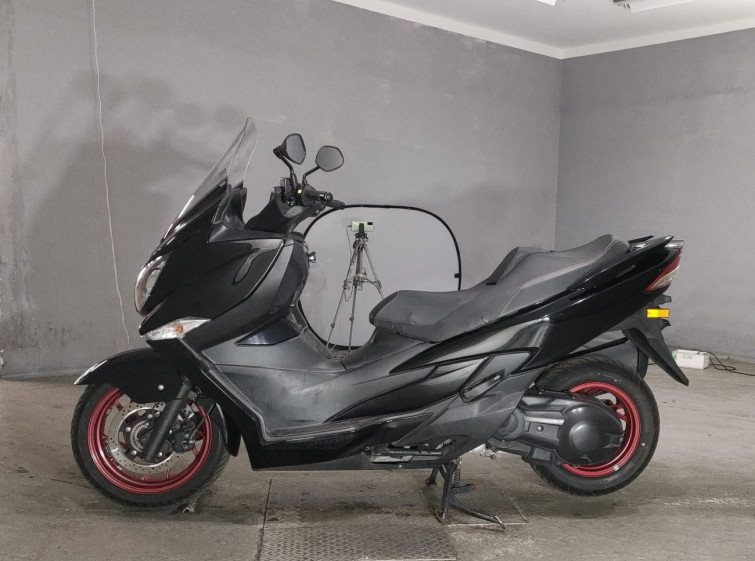 Мотоцикл Suzuki BURGMAN400 з пробігом 66513 km