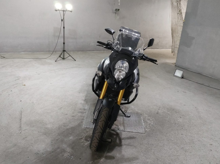 Мотоцикл Suzuki V-STROM DL1000 з пробігом 10569 km