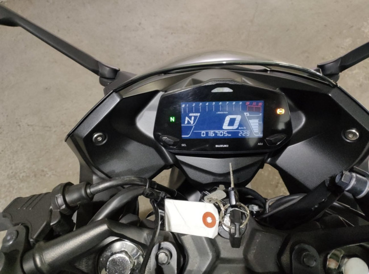Мотоцикл Suzuki GIXXER SF250 з пробігом 16705 km