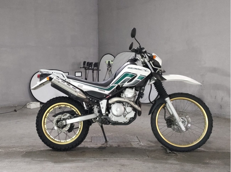 Мотоцикл Yamaha SEROW XT250 з пробігом 27548 km