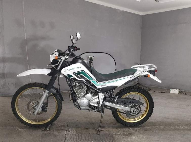Мотоцикл Yamaha SEROW XT250 з пробігом 27548 km