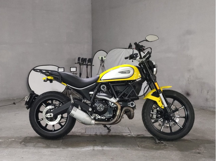 Мотоцикл Ducati SCRAMBLER 803 ICON з пробігом 3178 km