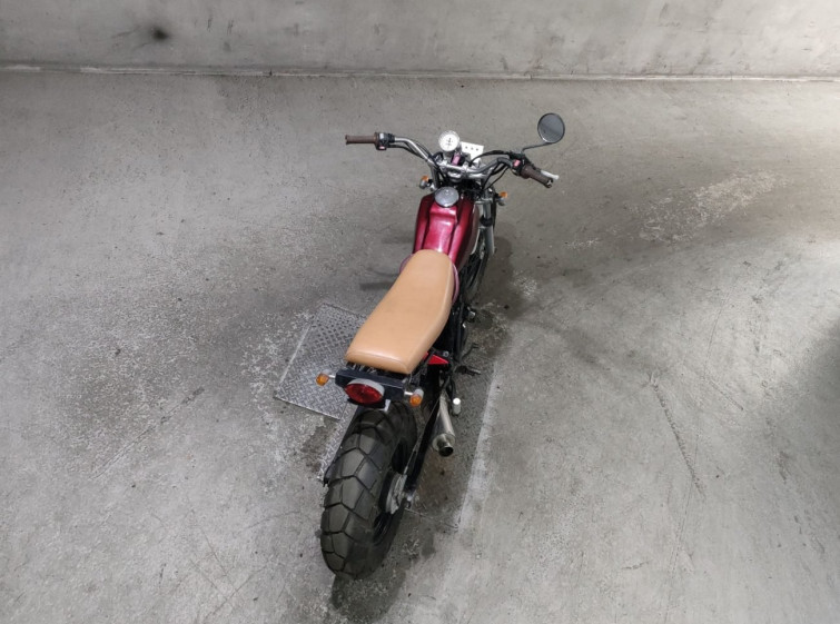 Мотоцикл Yamaha TW200 з пробігом 943 km