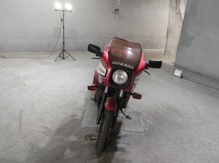 Мотоцикл Honda CB750SF INTEGRA з пробігом 8127 km