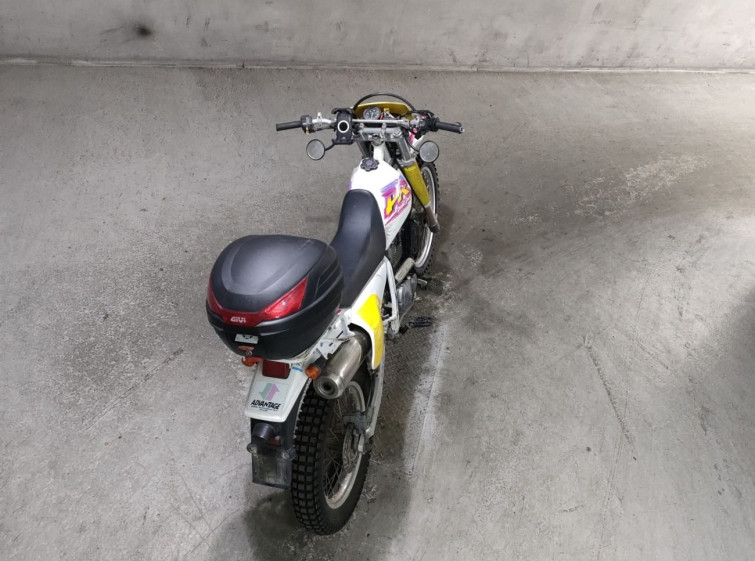 Мотоцикл Suzuki DR250R с пробегом 34802 km