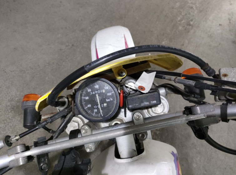 Мотоцикл Suzuki DR250R с пробегом 34802 km