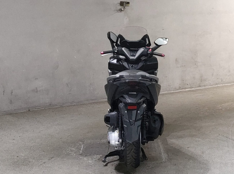 Мотоцикл Honda FORZA з пробігом 4624 km
