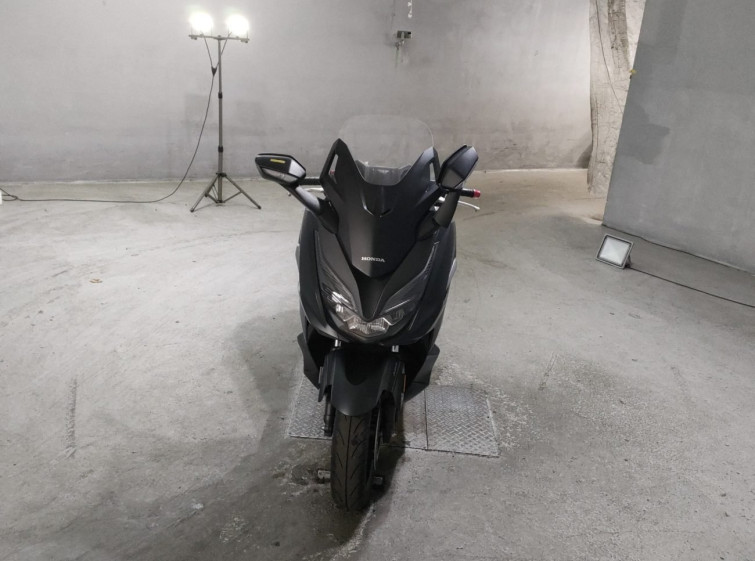 Мотоцикл Honda FORZA з пробігом 4624 km