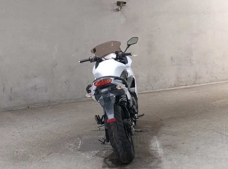 Мотоцикл Kawasaki ER-6F с пробегом 39088 km