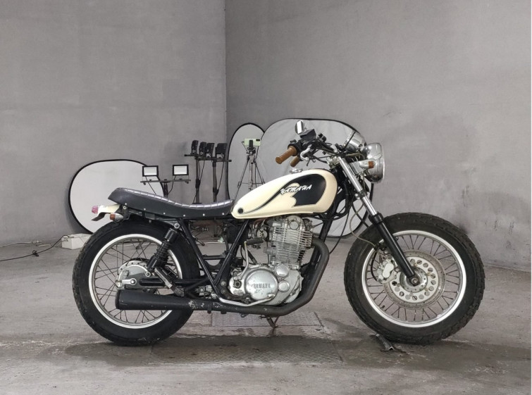 Мотоцикл Yamaha SR400 з пробігом 26856 km