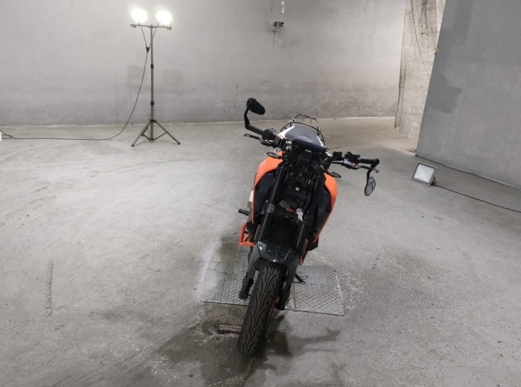 Мотоцикл KTM 390 DUKE с пробегом 30946 km