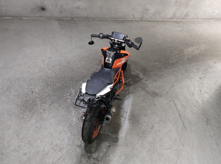 Мотоцикл KTM 390 DUKE с пробегом 30946 km