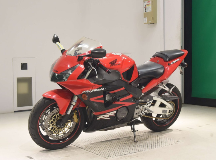 Мотоцикл Honda CBR954RR с пробегом 19720 km