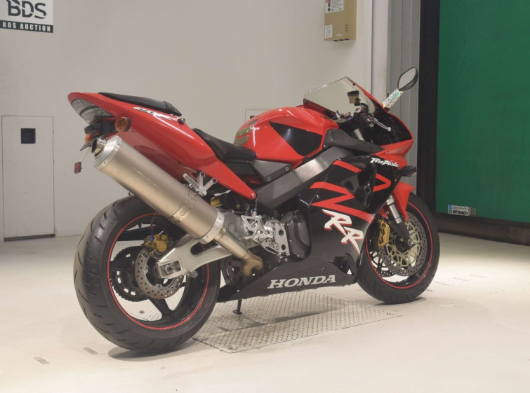 Мотоцикл Honda CBR954RR с пробегом 19720 km