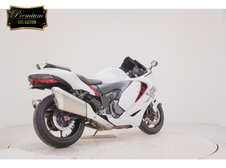 Мотоцикл Suzuki GSX1300R HAYABUSA с пробегом 13804 km