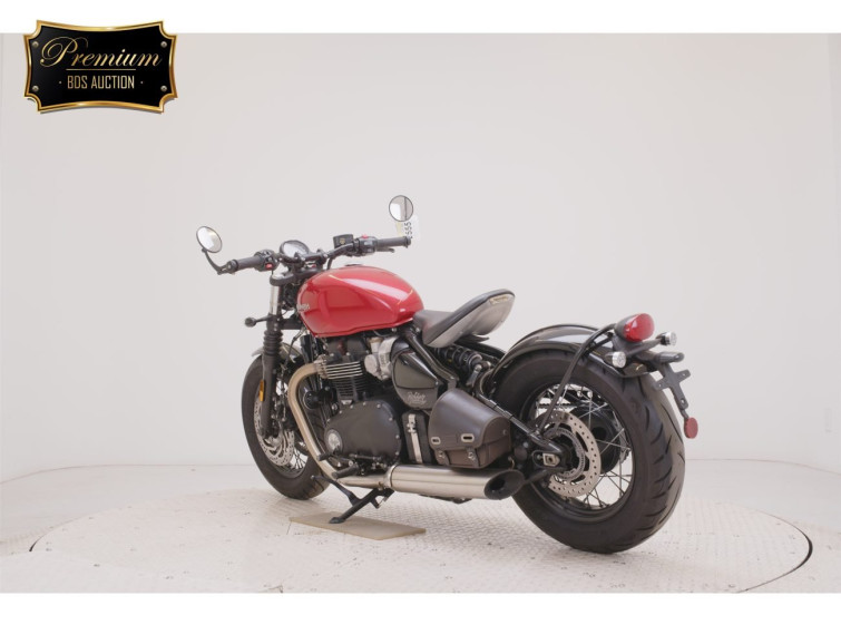 Мотоцикл Triumph BONNEVILLE BOBBER с пробегом 9067 km