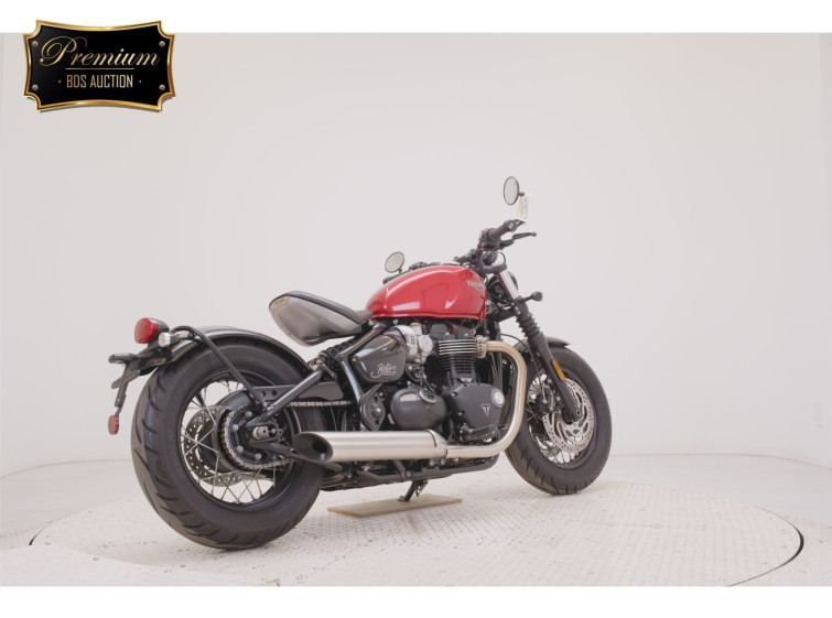 Мотоцикл Triumph BONNEVILLE BOBBER с пробегом 9067 km