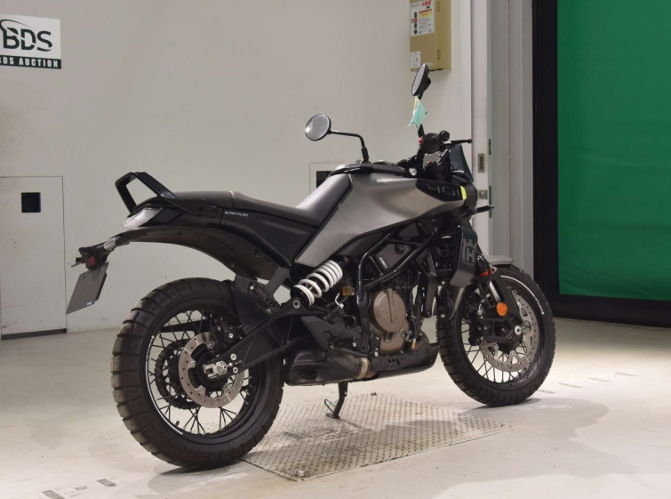 Мотоцикл Husqvarna SVARTPILEN 401 с пробегом 1974 km