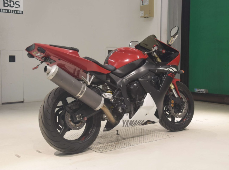 Мотоцикл Yamaha YZF-R1 с пробегом 71400 km