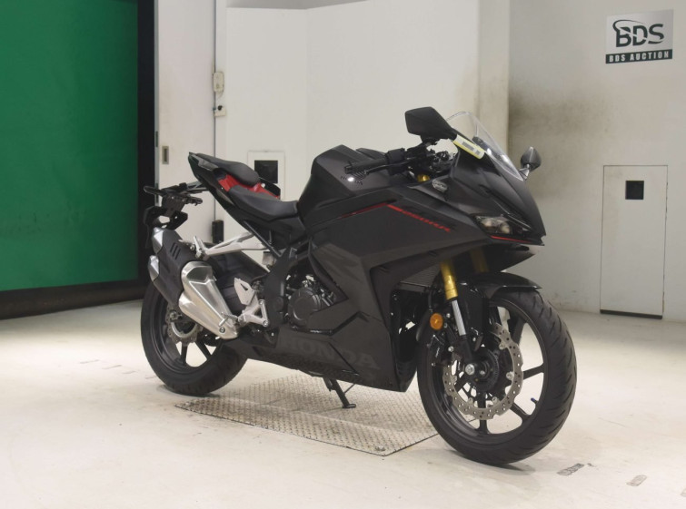 Мотоцикл Honda CBR250RRA з пробігом 444 km