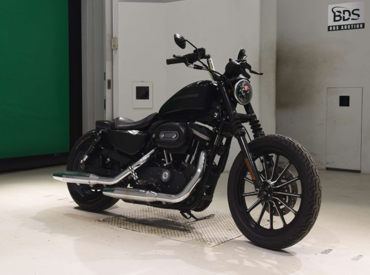 Мотоцикл HD SPORTSTER IRON XL883N с пробегом 17215 km