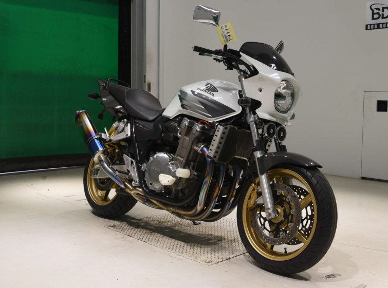 Мотоцикл Honda CB1300SF с пробегом 28407 km