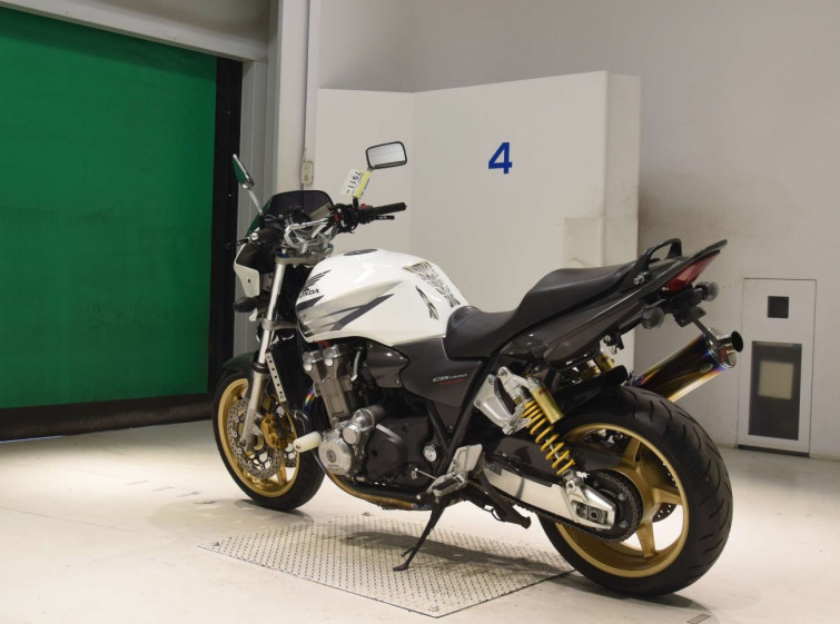 Мотоцикл Honda CB1300SF с пробегом 28407 km