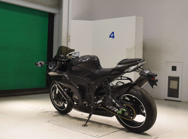 Мотоцикл Kawasaki NINJA ZX-10R з пробігом 34974 km