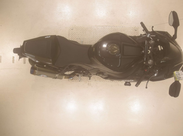 Мотоцикл Kawasaki NINJA ZX-10R з пробігом 34974 km