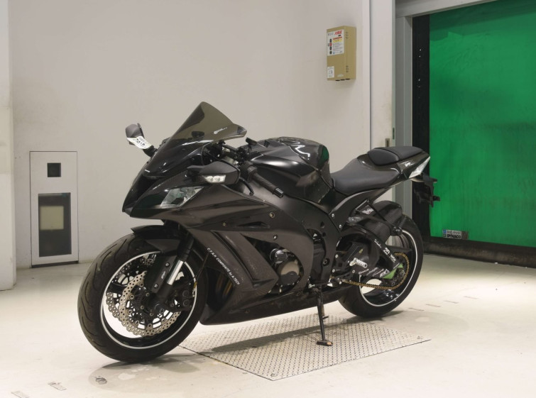 Мотоцикл Kawasaki NINJA ZX-10R з пробігом 34974 km