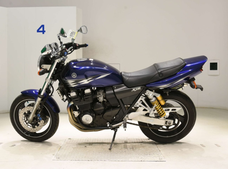 Мотоцикл Yamaha XJR400 с пробегом 29920 km