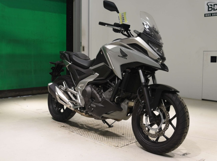Мотоцикл Honda NC750XD з пробігом 5821 km
