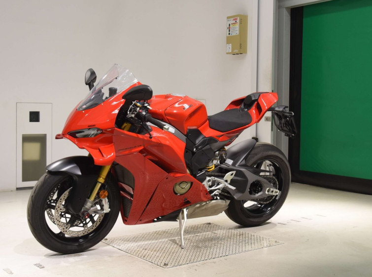 Мотоцикл Ducati PANIGALE V4S с пробегом 3963 km