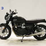 Мотоцикл Triumph STREET TWIN з пробігом 4331 km