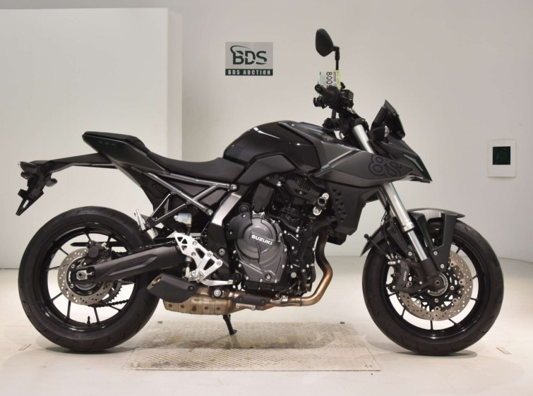 Мотоцикл Suzuki GSX-8R с пробегом 9689 km