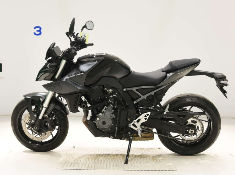 Мотоцикл Suzuki GSX-8R с пробегом 9689 km