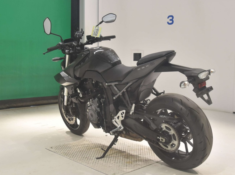 Мотоцикл Suzuki GSX-8R с пробегом 9689 km