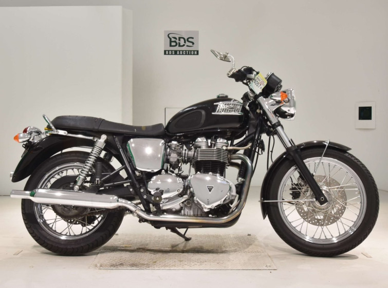 Мотоцикл Triumph BONNEVILLE T100 с пробегом 4652 km