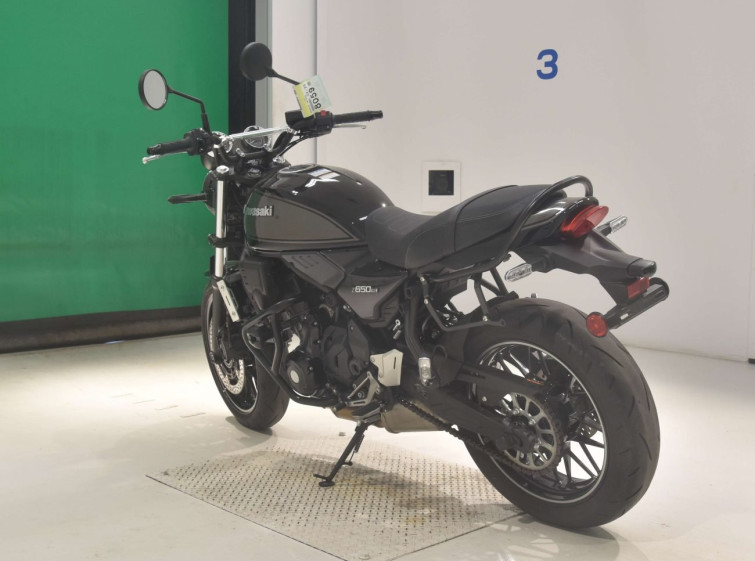 Мотоцикл Kawasaki Z650RS з пробігом 4568 km