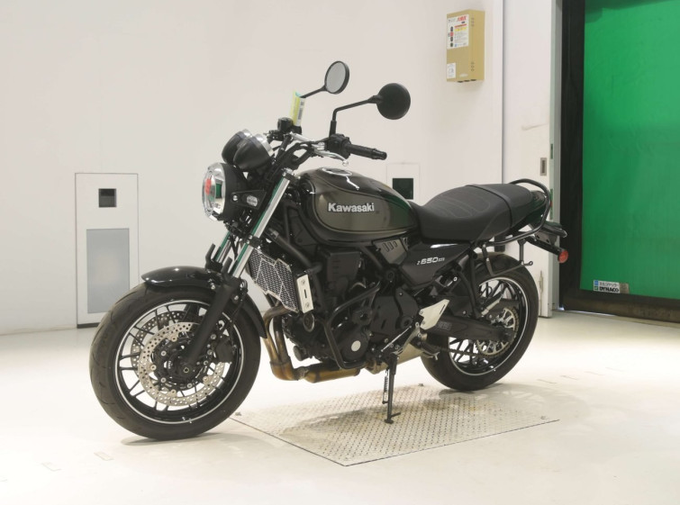 Мотоцикл Kawasaki Z650RS з пробігом 4568 km