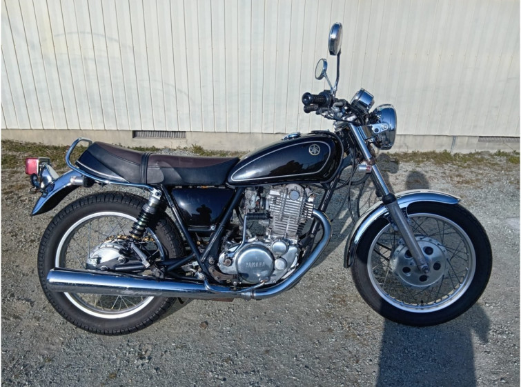 Мотоцикл Yamaha SR400 з пробігом 15951 km
