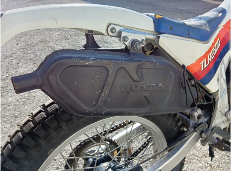 Мотоцикл Honda TLR250R з пробігом 2041 km